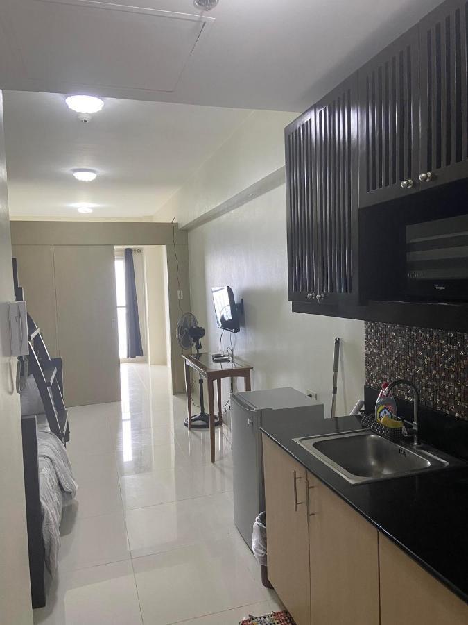 Taal Lake View Wind Residences By Smco Tagaytay City Exterior photo